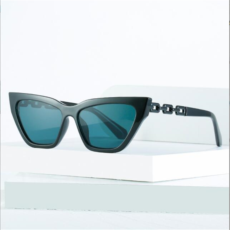 

Bright black cat-eye chain sunglasses for women Fashion casual glasses wholesale Men are suitable for leisure sunshade mirror UV400