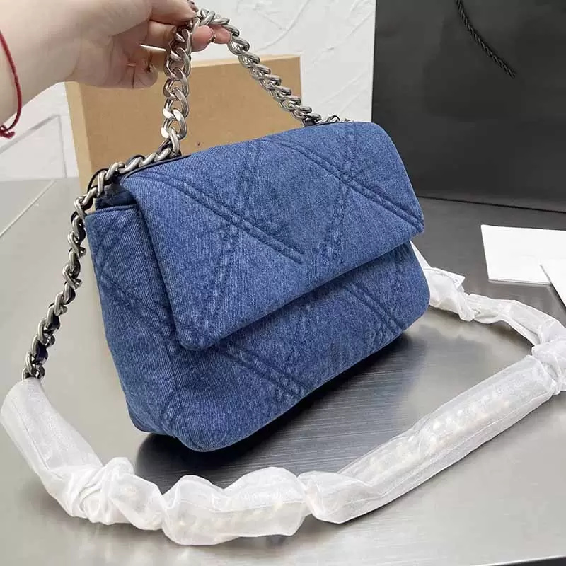 26CM Classic Handbags Shoulder Bag Mini Flap Solid Color High Quality Cowboy Designer Bags Silver Metal Chain Timeless Diamond Quilting Corssbody