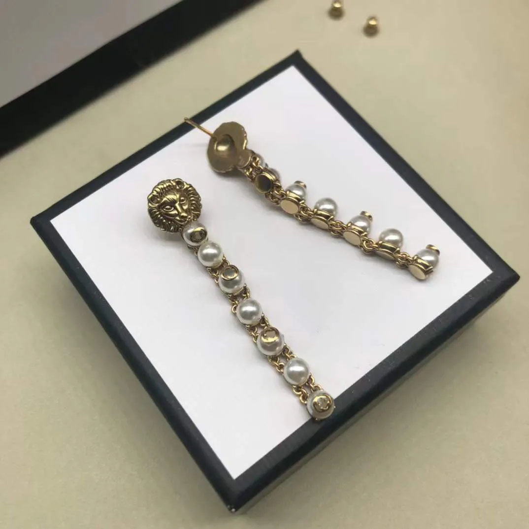 

Designer love women Alphabet stud Pearl earrings Lion Copper Fashion Supply Simple Earrings luxury wedding jewelry with box