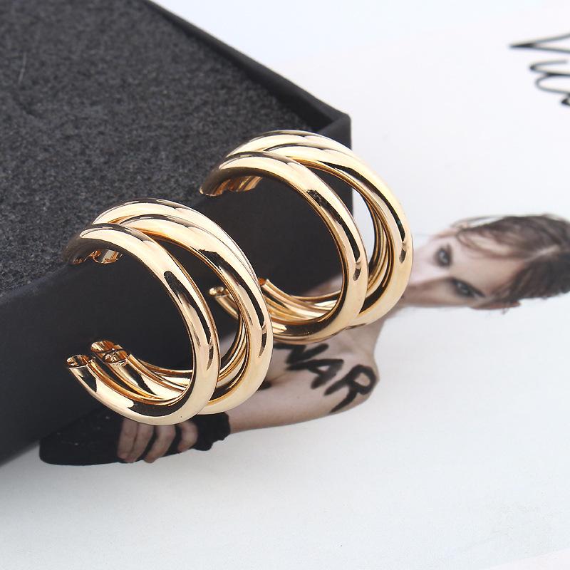 

Clip-on & Screw Back Fashion Geometric Round Hoop Clip On Earrings For Women Non Pierced Ear Clips Punk Vintage Jewelry