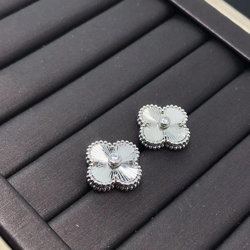 

brand luxury clover laser designer stud earrings 18K gold sweet fashion charm elegant love gold silver ear rings for women party wedding jewelry gift