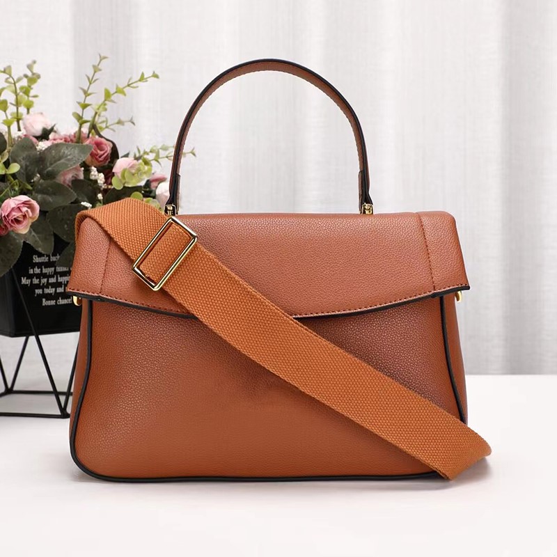 Top cuir qualité chaud célèbre Designer sacs à main seau sac à bandoulière luxe femmes mode Cross Body embrayage 02