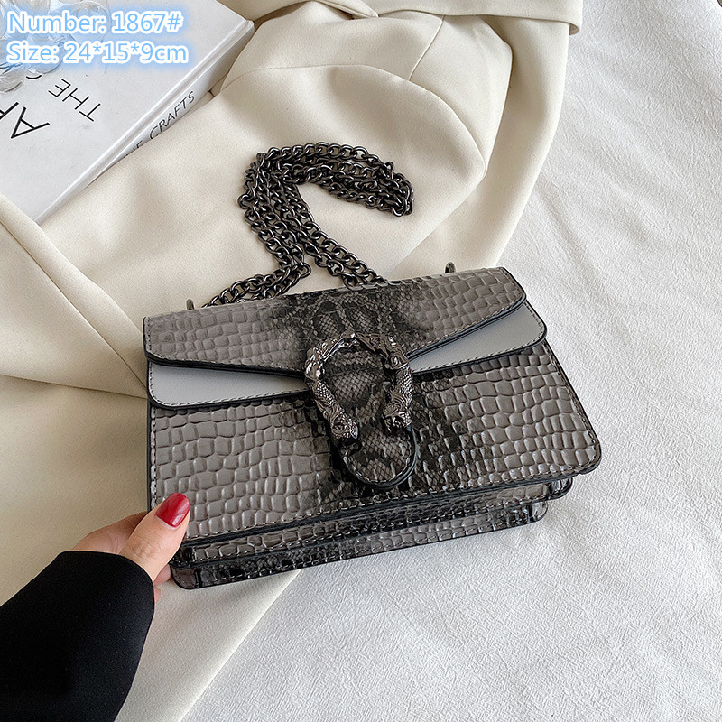 

Wholesale factory ladies shoulder bags this year's popular embossed leather handbag personality trend snake chain bag flip gradient fashion handbag, Red-1867#