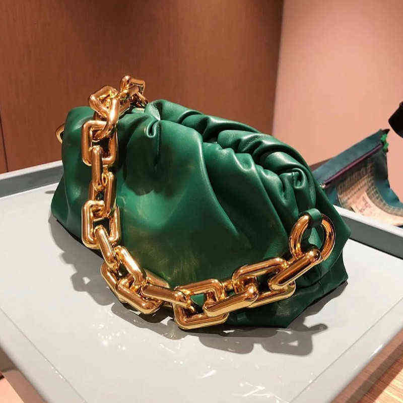 

Thick Chain Wrinkled Cloud Bag Star Same Style Dumpling Women's Single Shoulder Armpit Autumn and Winter, White