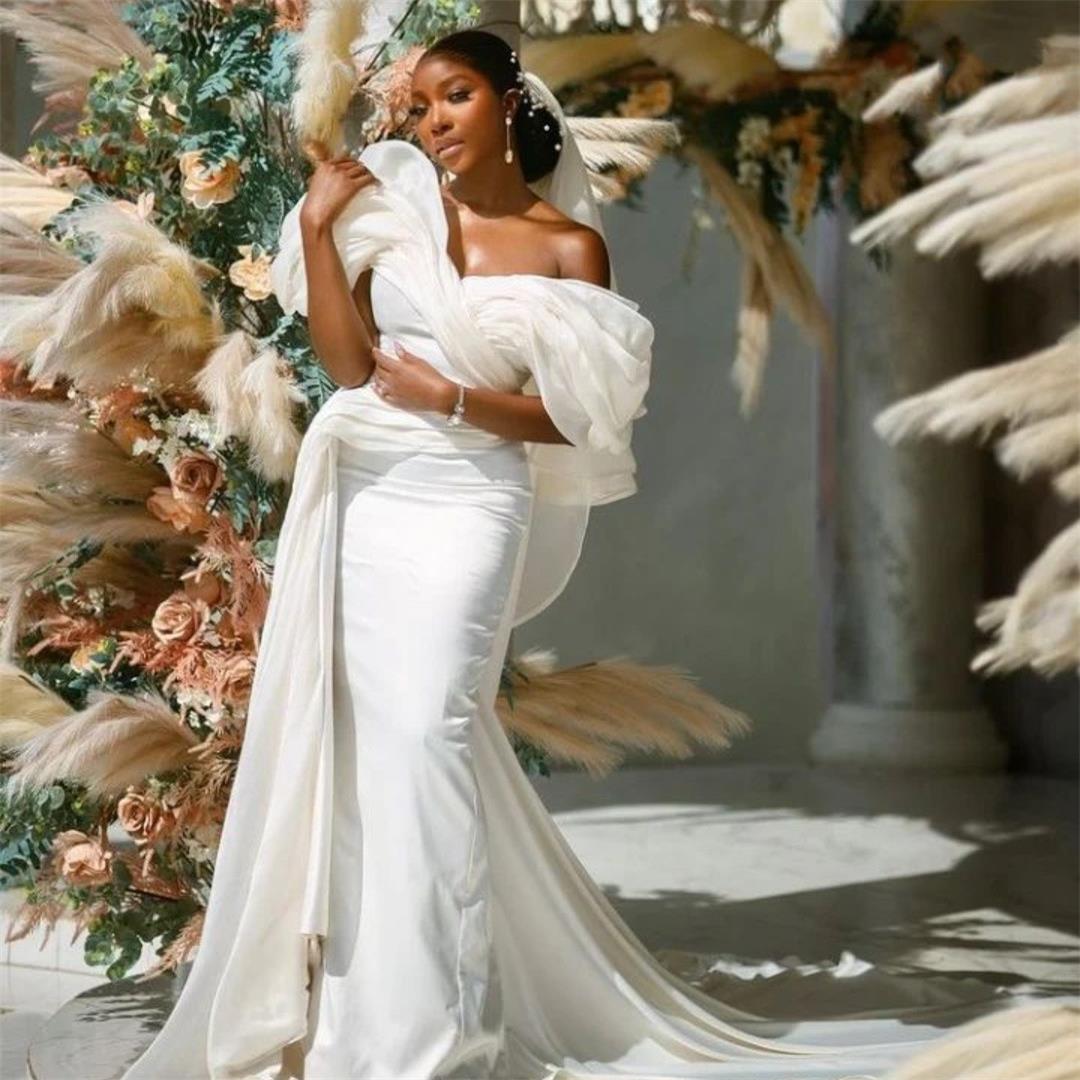 

African Mermaid Wedding Dresses for Women Elegant Satin Bridal Gowns 2022 Off the Shoulder Ruched Second Reception Dress, Black