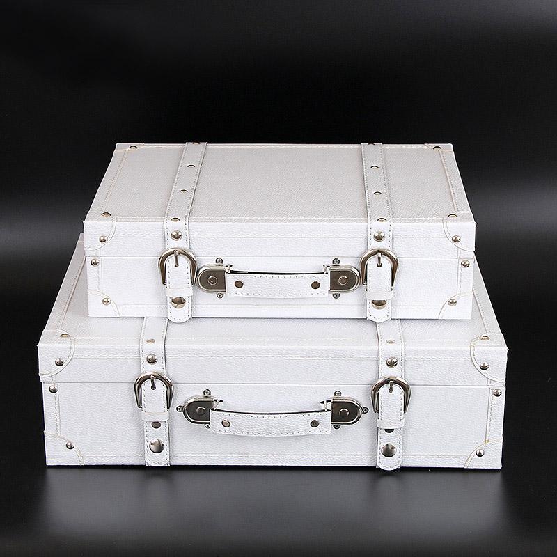 

Suitcases White Suitcase Fashion Wooden Pu Leather Pography Window Display Set Props Luggage Box Case