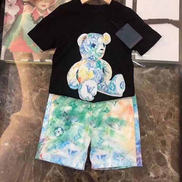 

Tops Childrens Set Suit T-shirt Boys Girls Sets Kids Short Sleeve Child Designer Clother Sports With letter Bear Cotton White Black -160