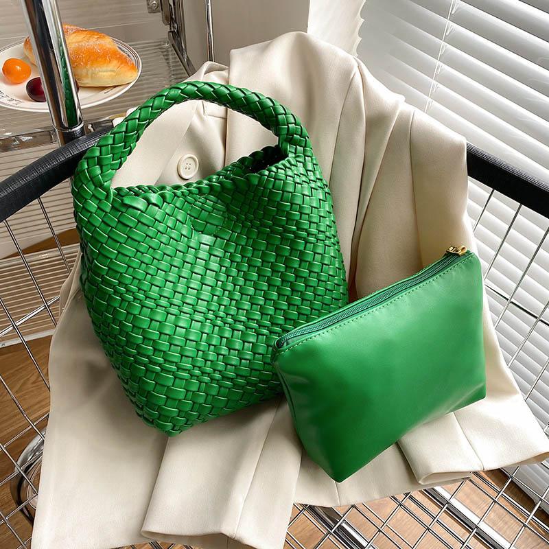 

Evening Bags Fashion Woven Handbags For Women Vintage Soft Leather Weave Clutch Purse Summmer Tote Retro Hand Trendy Lady Shoulder BagEvenin, Purple handbag