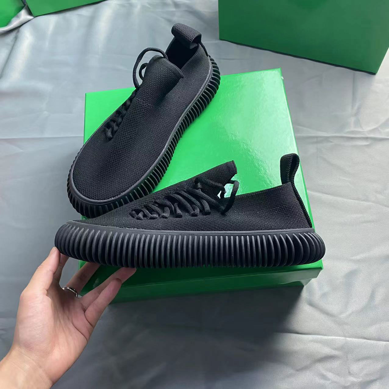 

Ripple Sneakers 2022 Summer Men catwalk new shoes sneakers high quality flying woven light bottom breathable cane sugar orange khaki comfortable mens shoe 35-45