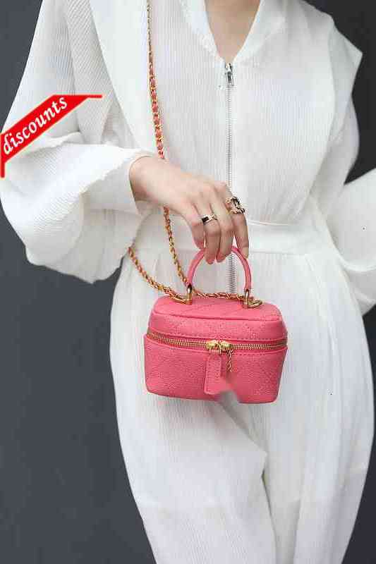 

Letter Design 9056 Luxury Brand Plaid Woman's Shoulder Chain Cc Bag Lambskin Leather Vintage Messenger Bags Mini Diamond Pattern Cosmetic Ba, Picture show