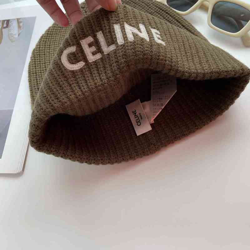 

Fashion Cel autumn winter sailin pasted cloth embroidered flannel wool rabbit hair blended casual dome green wool hat, One size-milky white (1-2 days)