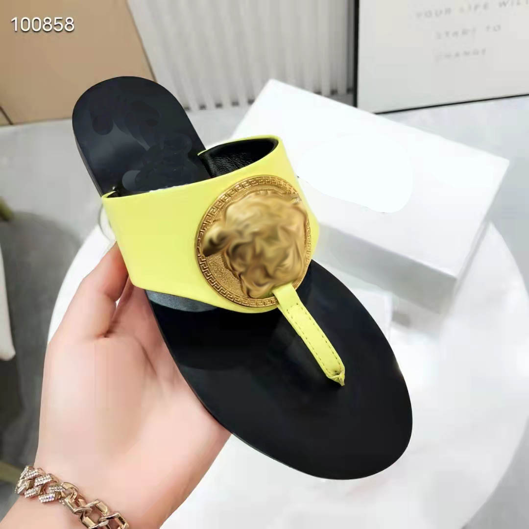 

Classic Ladies Flat Sandals Fashion Designer Style Cartoon Head Slippers Black Red Leather Beach Slippers 35-43, Green