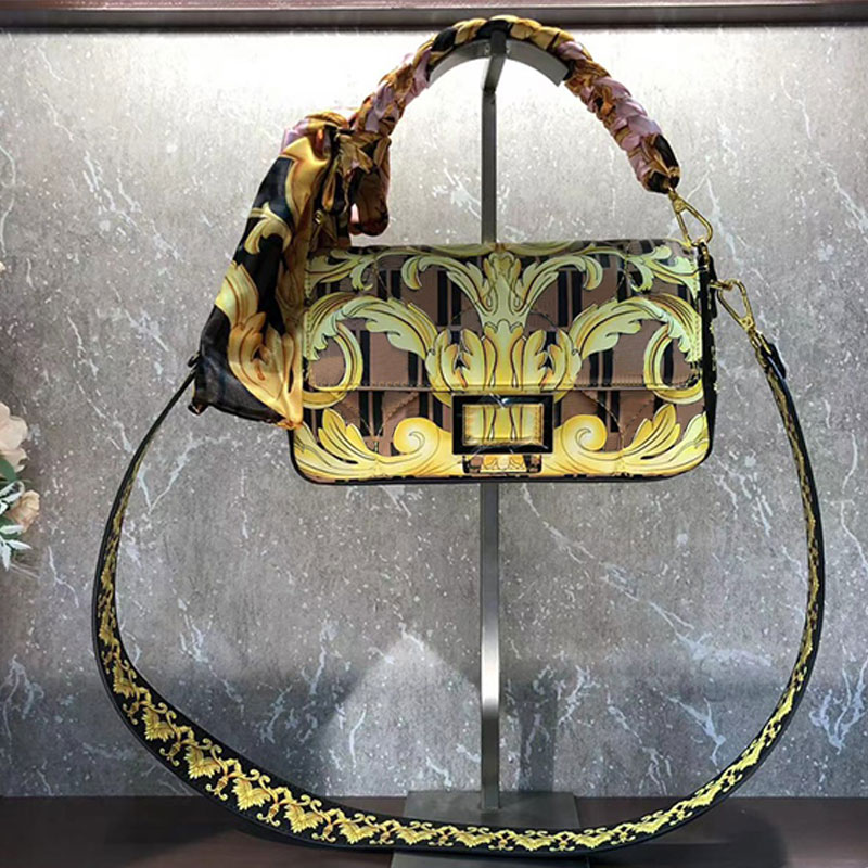 

Quilting Baguette Bag Crossbody Bag Ribbons Clutch Bags Baroque Print Head Portrait Letter Hasp Thread Hardware Fashion Lady Handbag Detachable Wide Strap, Customize
