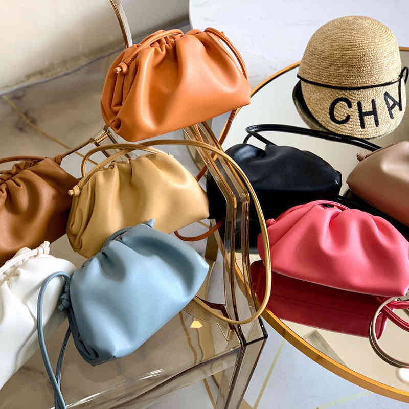 

Bottegas Designer Handbags Fold Venetas the Cloud Same Leather High-end Small Women's Messenger Bag One Shoulder Dumplings Shoulder Crossbody Bag K092
