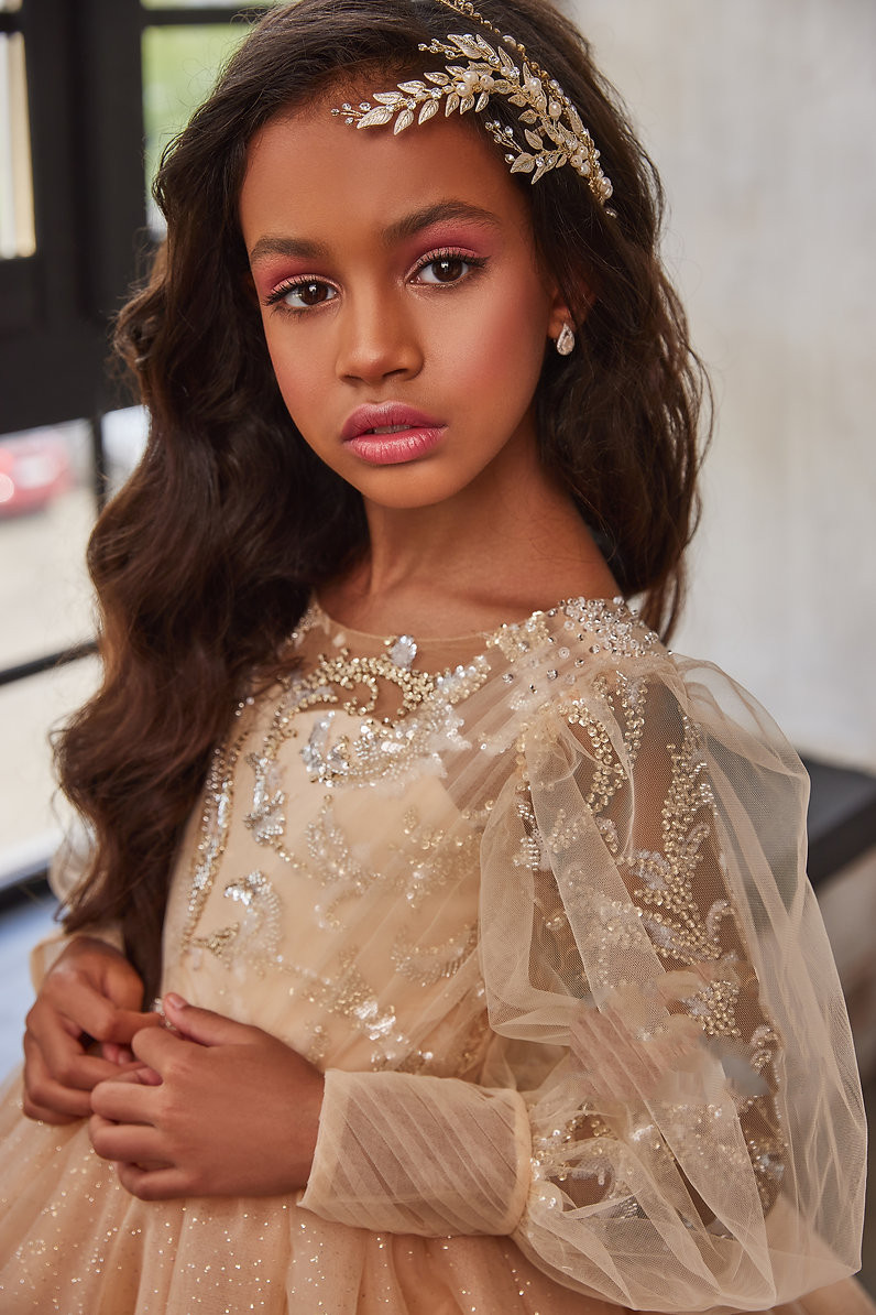 Champagne Flower Girls's 'Robes Birthday Party Party Party Lace Appliques Sequins Tulle en dentelle Rufflls à manches longues Longueur de planche