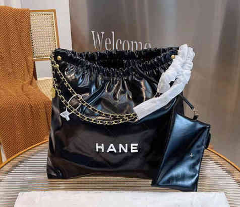 

Shoulder Bags Women Handbag Female Black leather Fashion Pure color Large capacity 1112