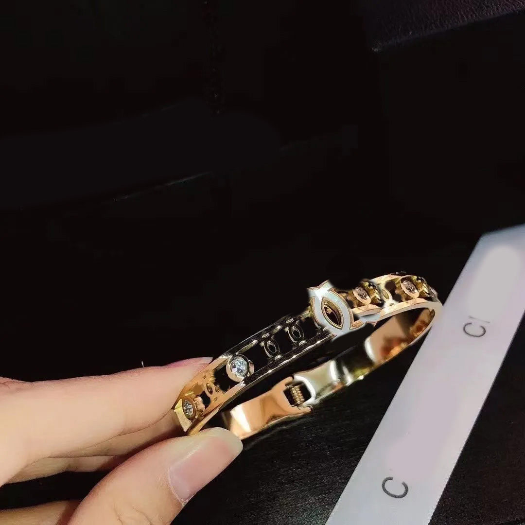 

Designer Bangle female stainless steel screwdriver couple love bracelet mens fashion jewelry Valentine Day gift for girlfriend accessories wholesale