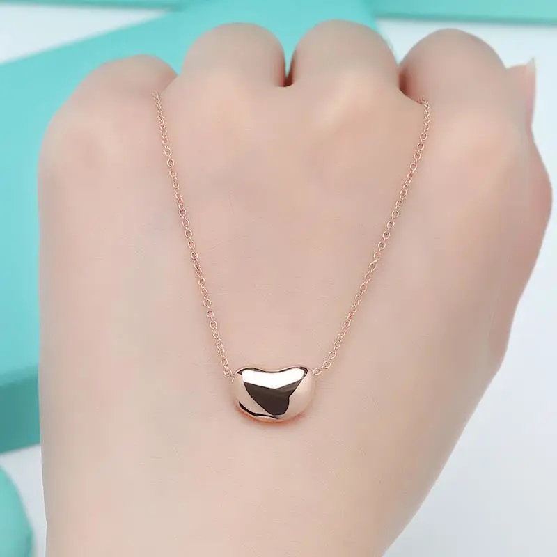 

Love Pea Pendant 925 Silver Pea Acacia Bean Clavicle Chain for Valentine's Day