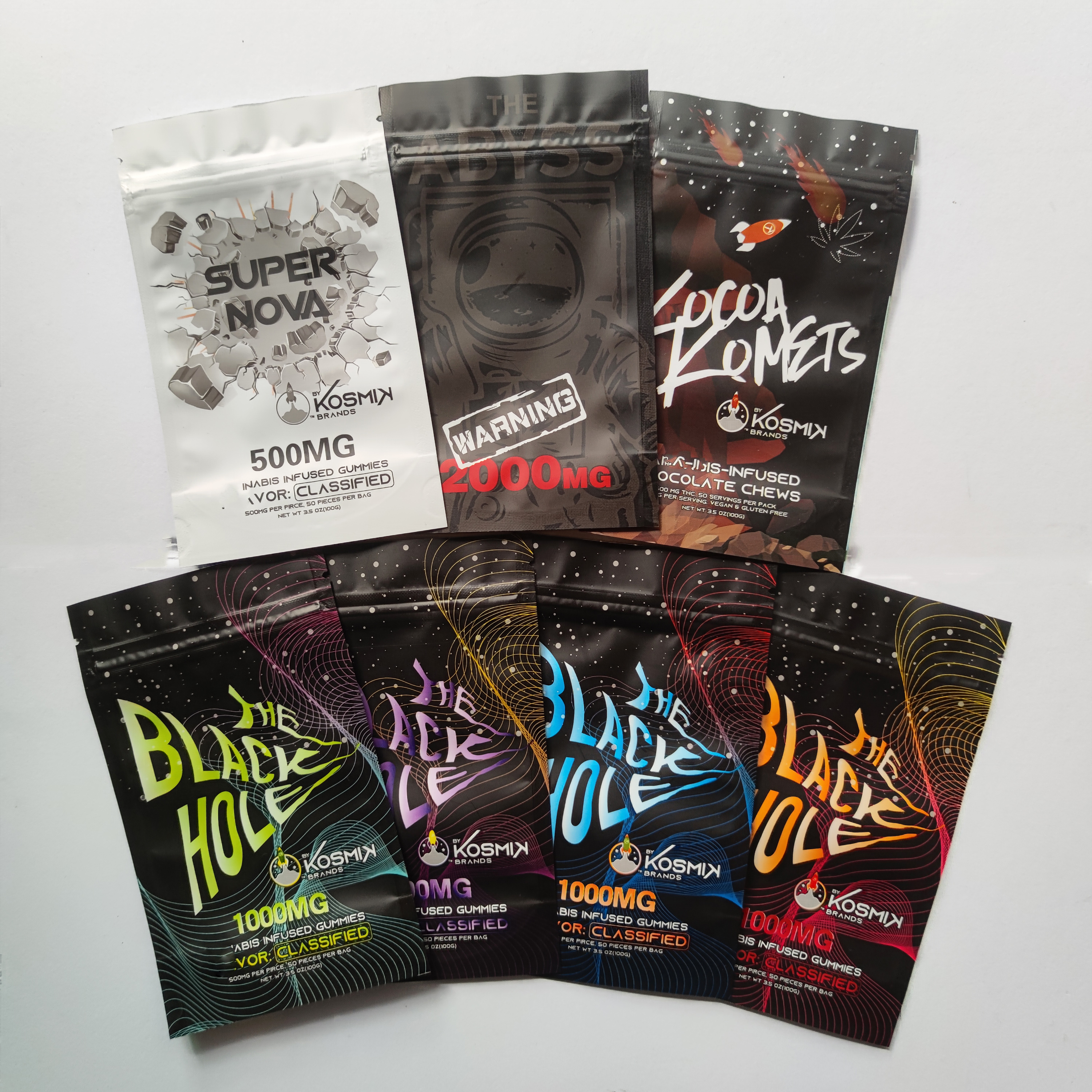 

The black hole kosmik mylar bags sour fruit gummies packing bags 1000mg 500mg per 3.5 oz smell proof ziplock resealable Edibles Infused Gummy zipper bag package