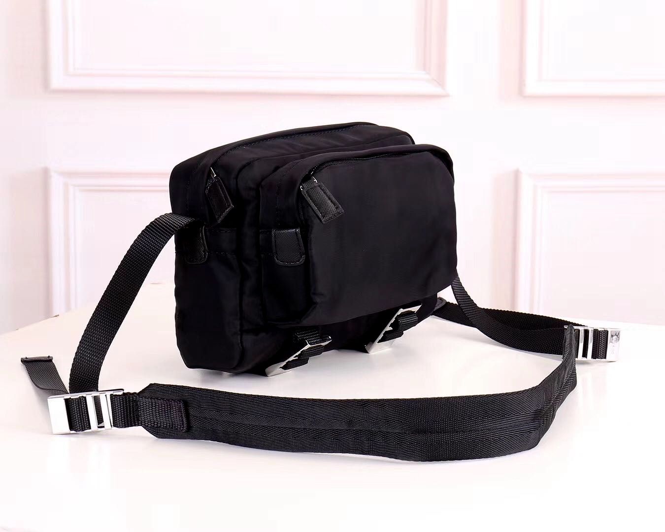 

designer shoulder bag Waterproof Canvas crossbody clutch Parachute Fabric Bag for men 1913 embossed logo messenger bag Luxury handbags Double pockets PD purse, Extra shipping(not for sale)
