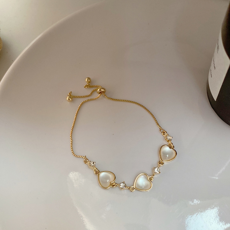 

Bracelet Ins Style Imitation Cat's Eye Adjustable Love Bracelet Fashion Simple Sweet Metal Texture