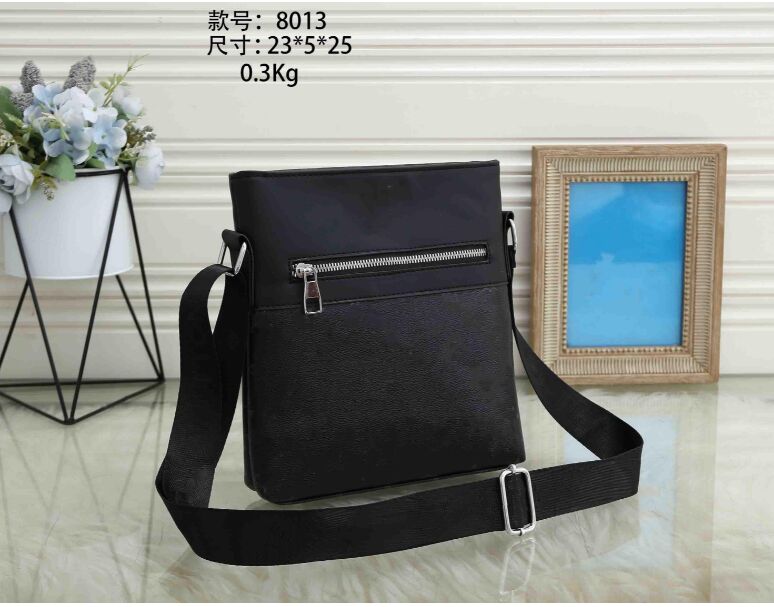 

2022 Men Women Luxury Letter Pattern Travel Bag Large-Capacity PU Hand-Made Poor Luggage Fashion Embossed Sports Gym Bags, Withlogo
