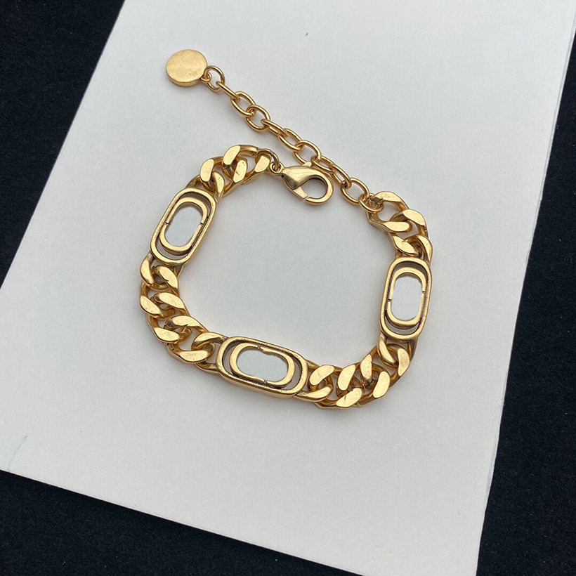 

Designer Ladies Jewelry Set Silver Necklace Bracelet Luxury Set High Quality Bracelets Pendant and Thick Cuban Chain Necklaces Fashion Style Wholesale, Letter matching
