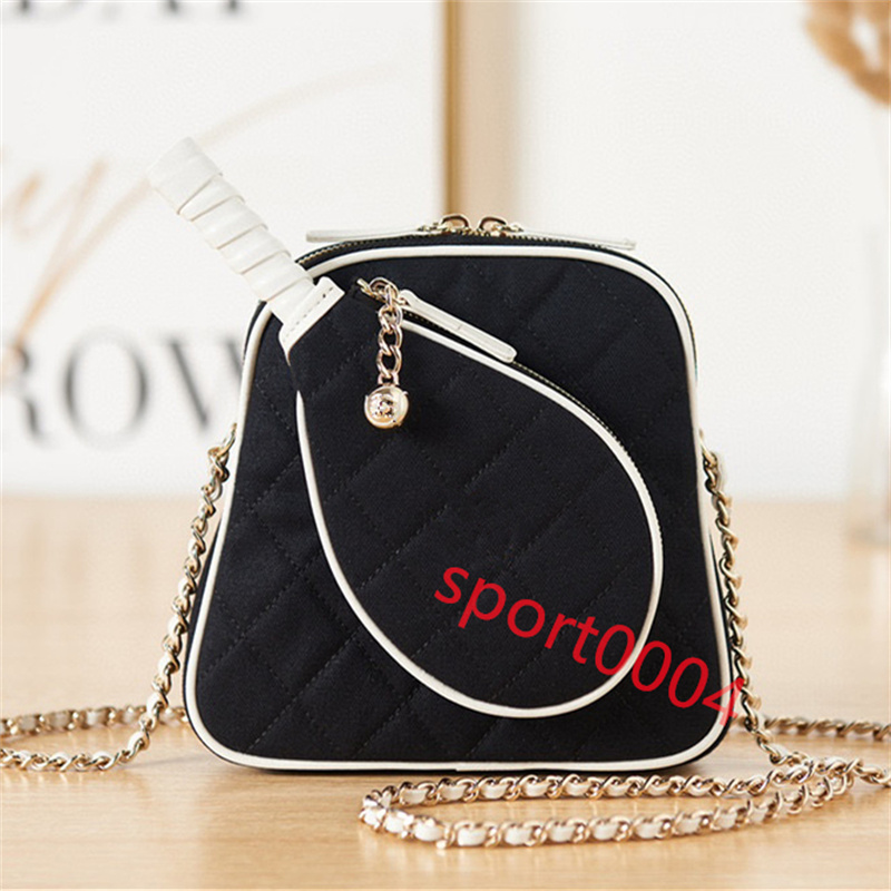 

2022 Luxury high quality fashionable women's bag tennis racket mirror satchel mini bag brand designer cross bag Red black yellow pink Letter 16.5CM, Make up the difference