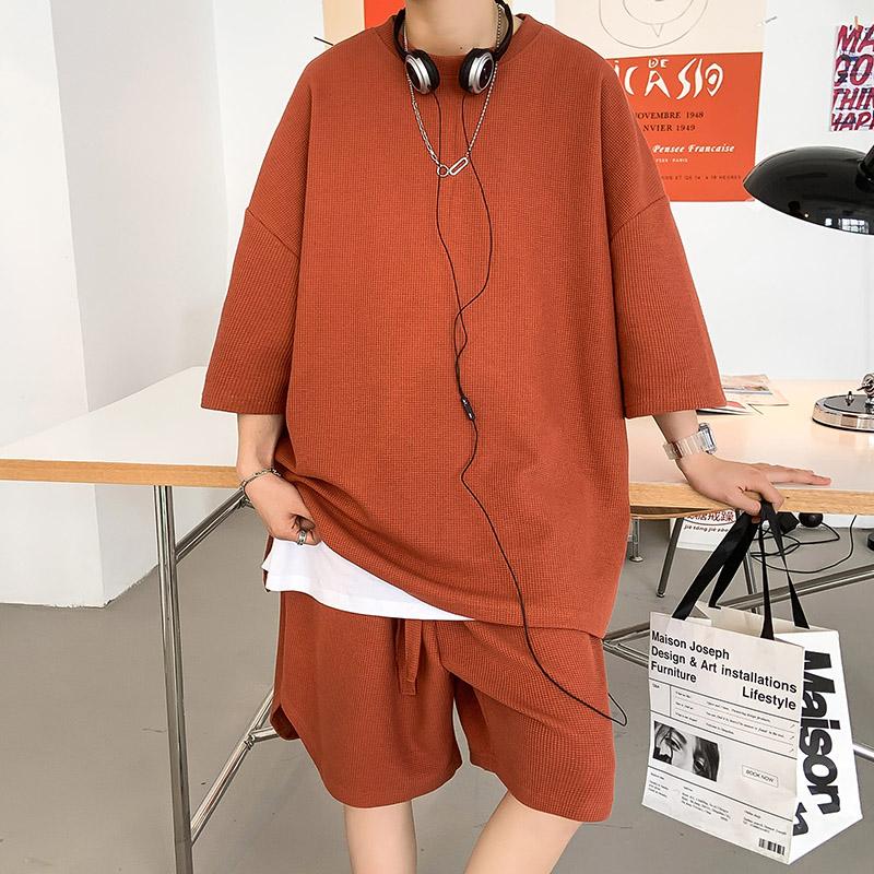 

Men' Tracksuits Summer Tracksuit Men Fashion Harajuku Short Sleeve 2 Piece Set Casual Mens Outfit Breathable TShirt And Sweatpants SetMen, Beige