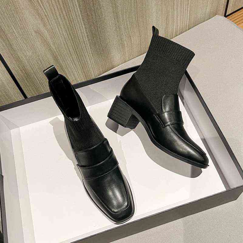 

Socks boots women's thick heels autumn and winter 2022 new fashion versatile square head college style Martin boots medium heel short, Black single lining