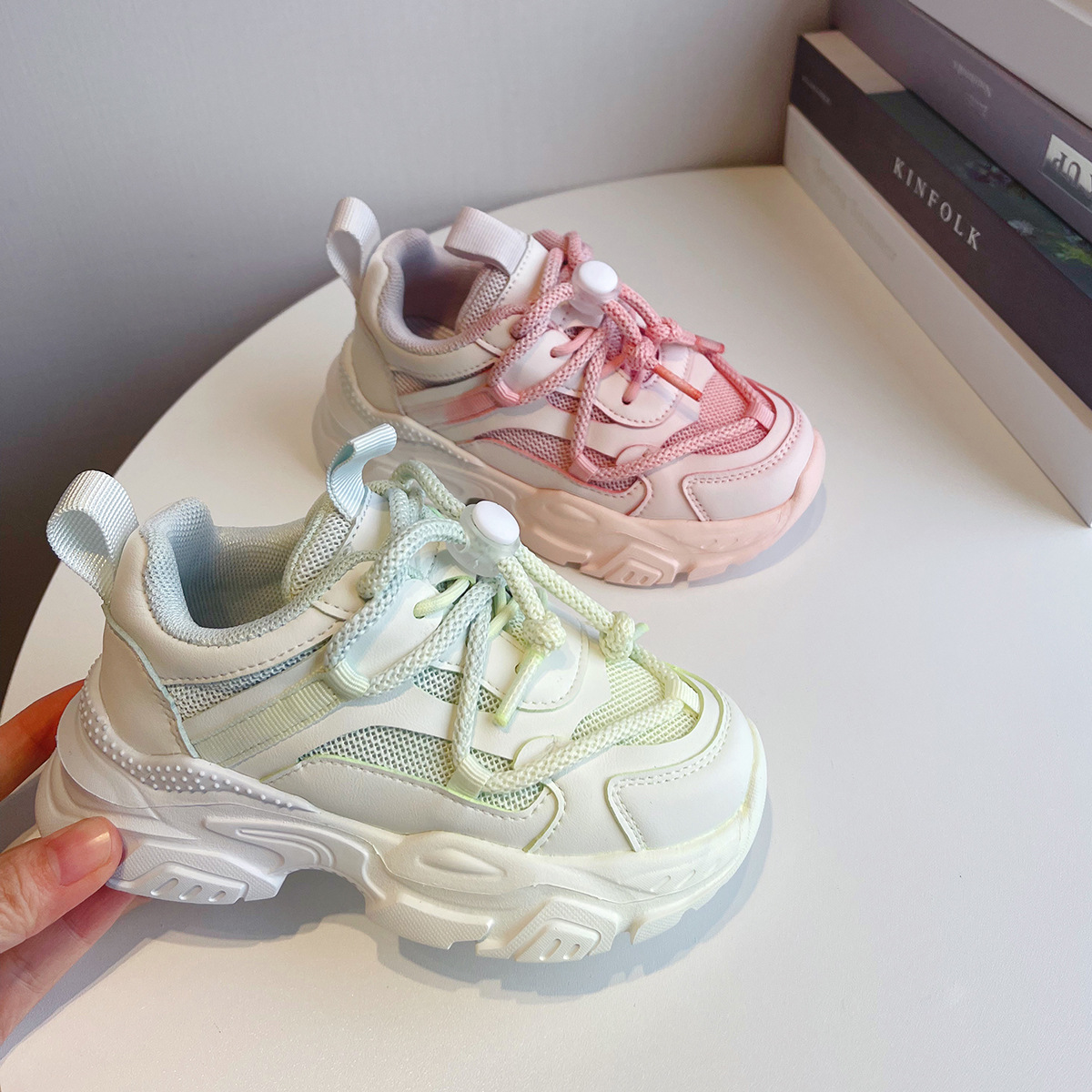 

Designer Kids Athletic Shoes Children Sneakers Youth Girls Boys Casual Sandals Spring Summer Autumn Outdoor Breathable MeshTrainers Sport Running Wear, Green