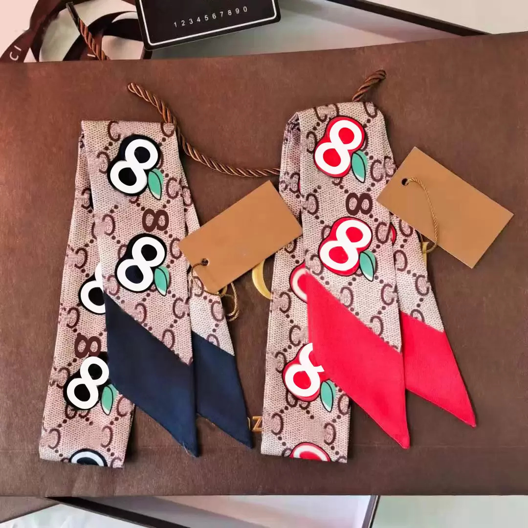 22SS Lots Designer Lettres Imprimer Floral Foulard en Soie Bandeau pour Femmes Mode Long Sac à Poignée Foulards Paris Épaule Fourre-Tout Bagages