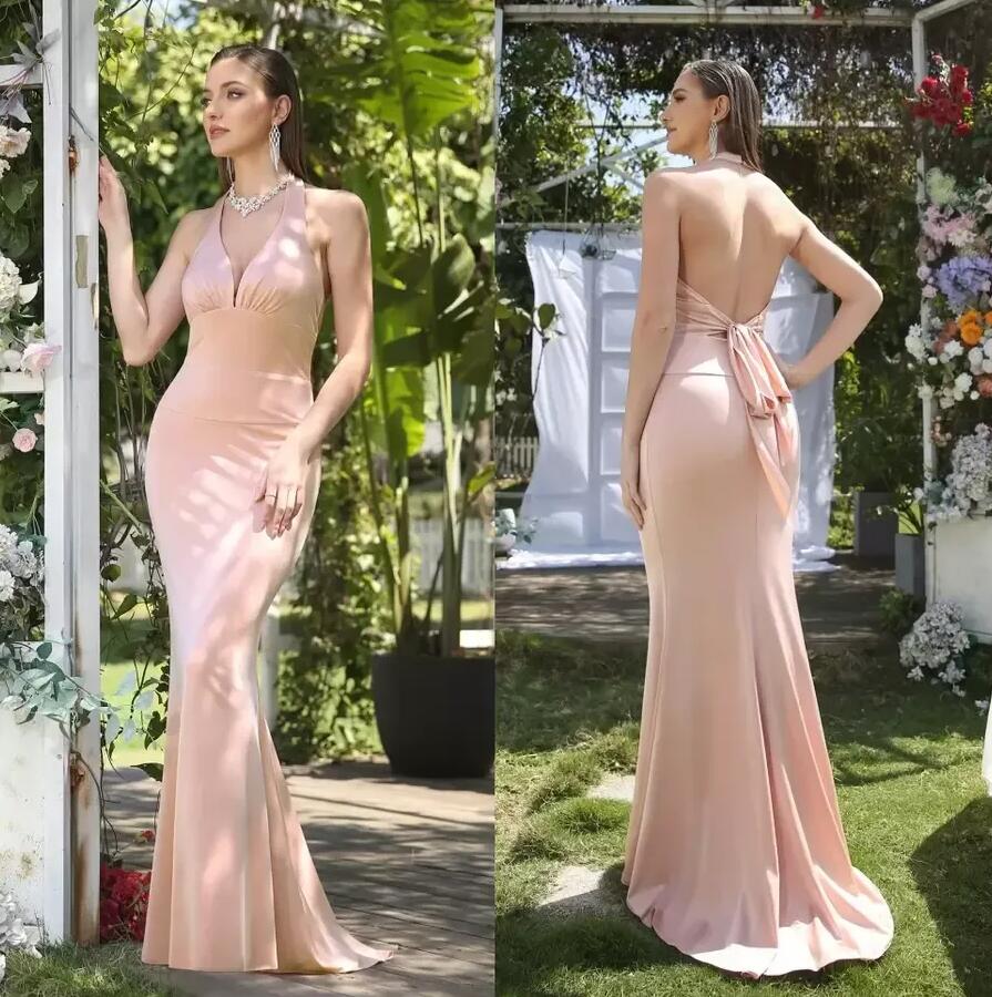 2022 Perle rose lidacaitement sirène des robes de demoiselle d'honneur V-collier rucdes backless Sweep Train Forme Forme Mariage Maid d'honneur F