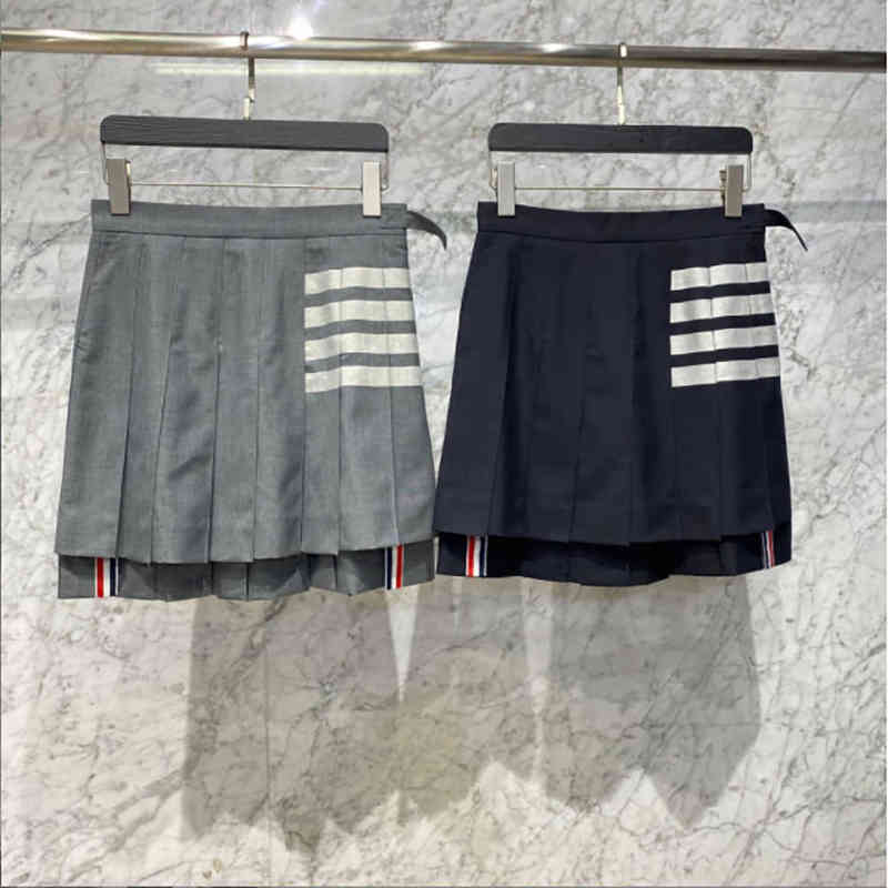 2022 été nouvelle mode coréenne classique femmes laine Jupe courte Style Tb Mini Jupe plissée teint en fil taille haute Midi Faldas Mujer