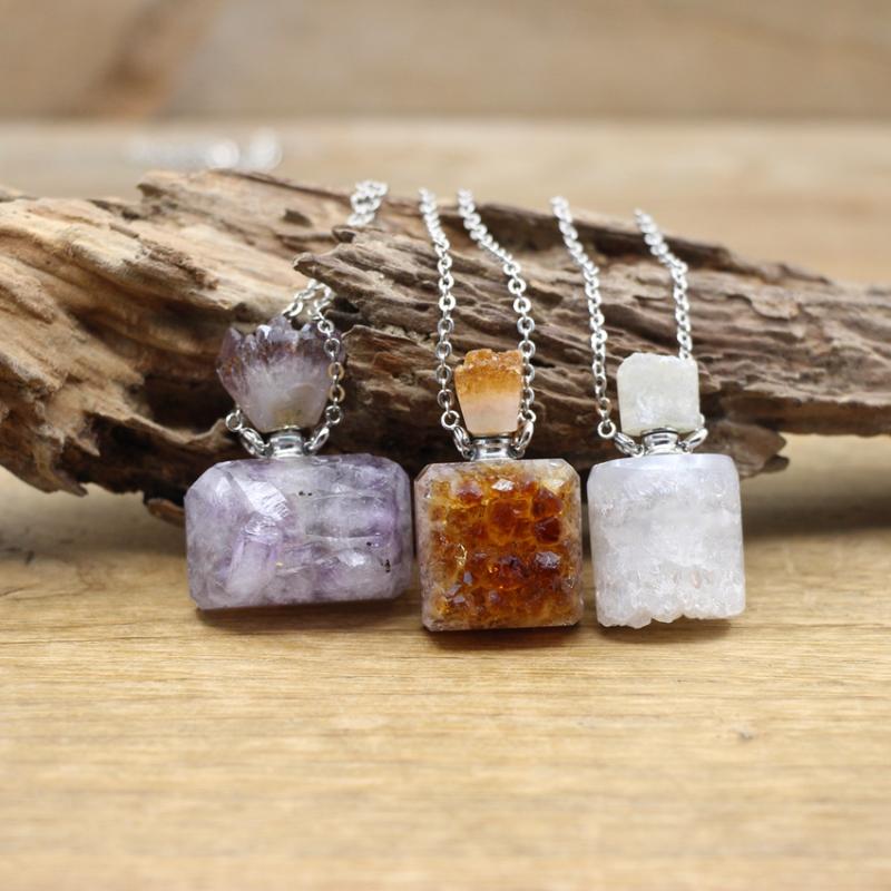 

Pendant Necklaces Natural Amethysts Citrines Geode Perfume Bottle Pendants White Quartz Druzy Essential Oil Diffuser Vial Necklace JewelryQC