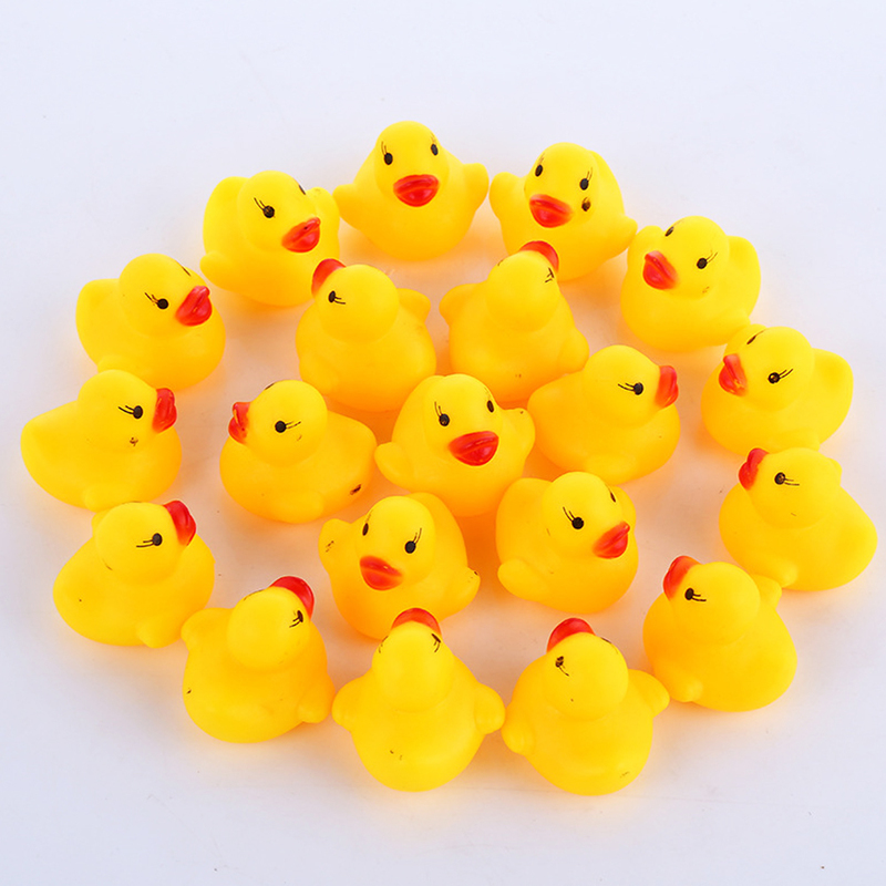 

100pcs/lot Squeaky Rubber Duck Duckie Bath Toys Baby Shower Water for baby Children Birthday Favors Gift 220315