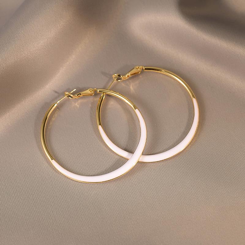 

Hoop & Huggie European American Temperament White Enamel Metal Earrings Simple Accessories For Womans Fashion JewelryHoop