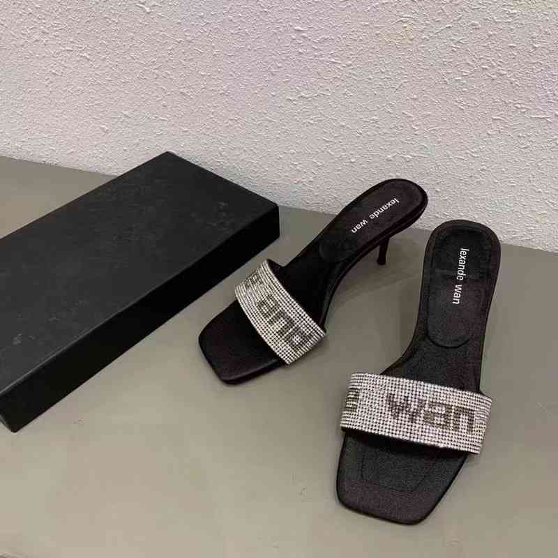Chaussures de designer Sandales Femmes 2022 Aw King Rhinaistone Open Toe High Heels's's with Letters Sandals