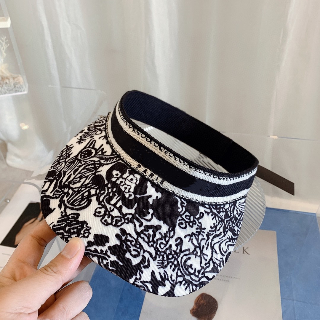 Visières de broderie Hat Cap Homme Femme Summer Sunbonnet Casquette Casquette Classic Motif Design de haute qualité