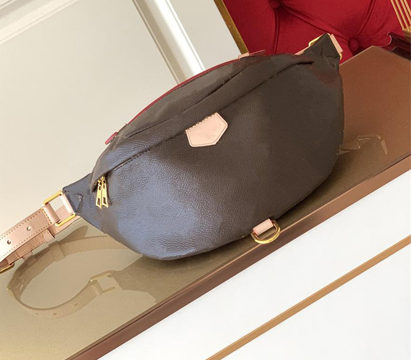 

Black Luxurys designers bags Bumbag Cross Body Shoulder Bag Waist Bags Temperament Cross Fanny back Pack Bum WaistBag embossing purses, Customize