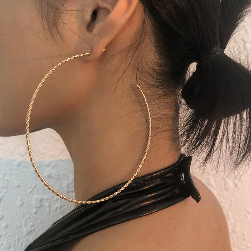 

Hoop & Huggie Lalynnly Personality Exaggeration Big Circle Earrings For Women Party Gift Wholesale Fashion 2022 Trend E9857Hoop