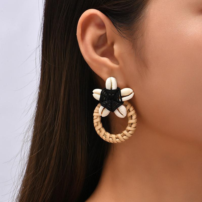 

Dangle & Chandelier Beach Style Ladies Handmade Woven Vine Rattan Shell Earrings For Women Bohemia Boho Round Star Drop Earring Jewelry Gift
