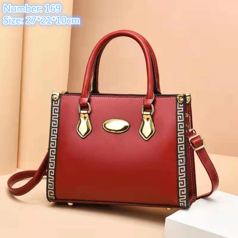 

Wholesale ladies leather shoulder bags with large capacity and three layers of interlayer fashion tote bag with street printing handbag golden buckle backpacks