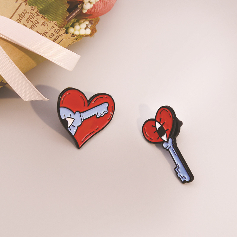 

Red Heart Eyeball Sunglasses Brooches Big eyed Love Lock Key White Flower Cotton Enamel Pins Clothes Lapel Badges Jewelry Gift