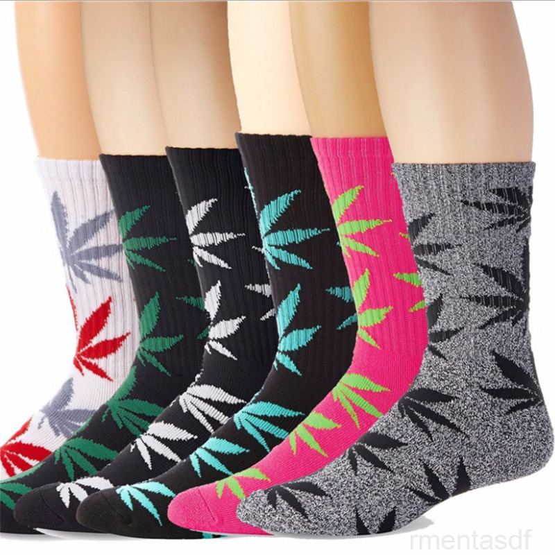 

Fashion 1pair Man Socks Cotton Comfortable Marijuana Leaf Maple Casual Long Weed Crew Sock, Black orange