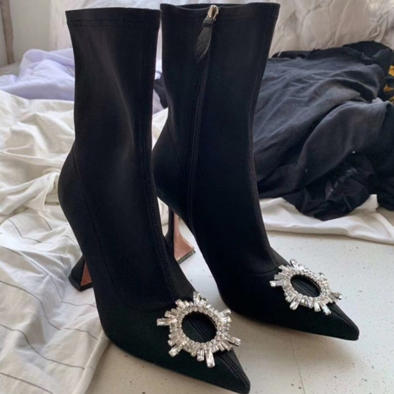 

Women Designer Boots Amina Muaddi Pointed-toe Boots Martin Desert Boot Sequins Medal Coarse Non-Slip Winter Shoes Size US4-11 NO387, Sock