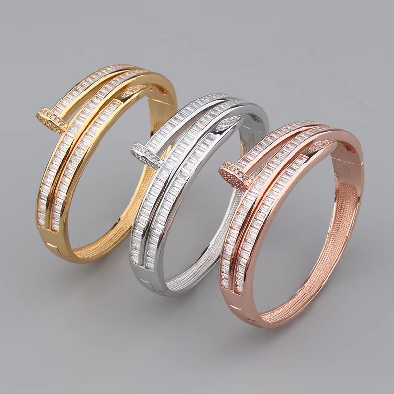 

bracelet bangle nail diamond copper designer jewlery designer bracelets ring set women man clover femme Love watches couple Wedding Party gold gift silver rose 4356