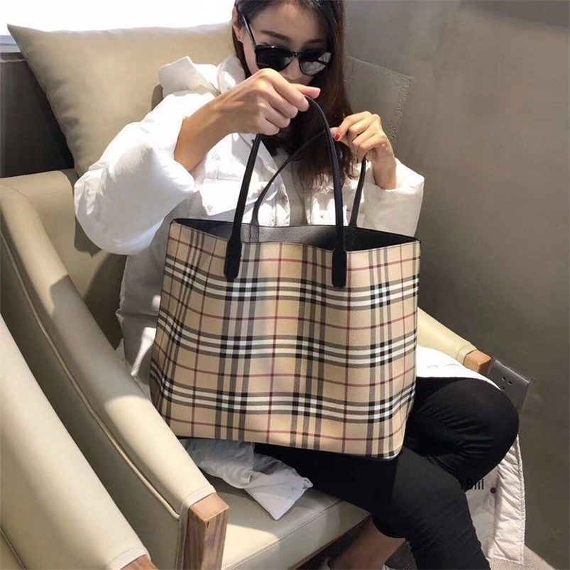 

Designer Burbrerys Women Handbags Tote Bag female large capacity shoulder Commuter simple versatile texture portable, Sky blue