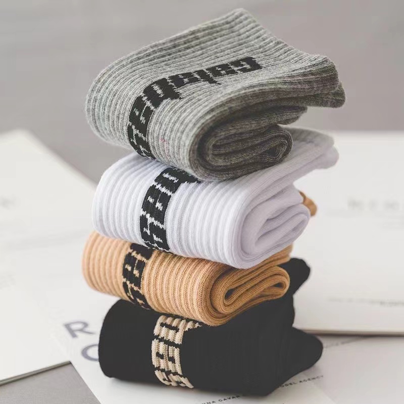 Multicolor Fashion Cass Designer pour hommes chaussettes femmes hommes de haute qualité coton tout-correspondant classique cheville mélangeur de