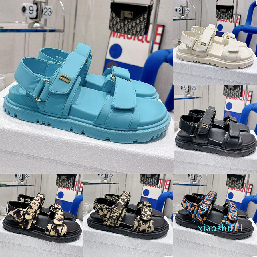 

Designer Women Sandals Act Flat Sandal Black White Lambskin Sandals Gold Metal Letter Rubber Sole Shoe Two A020, Box